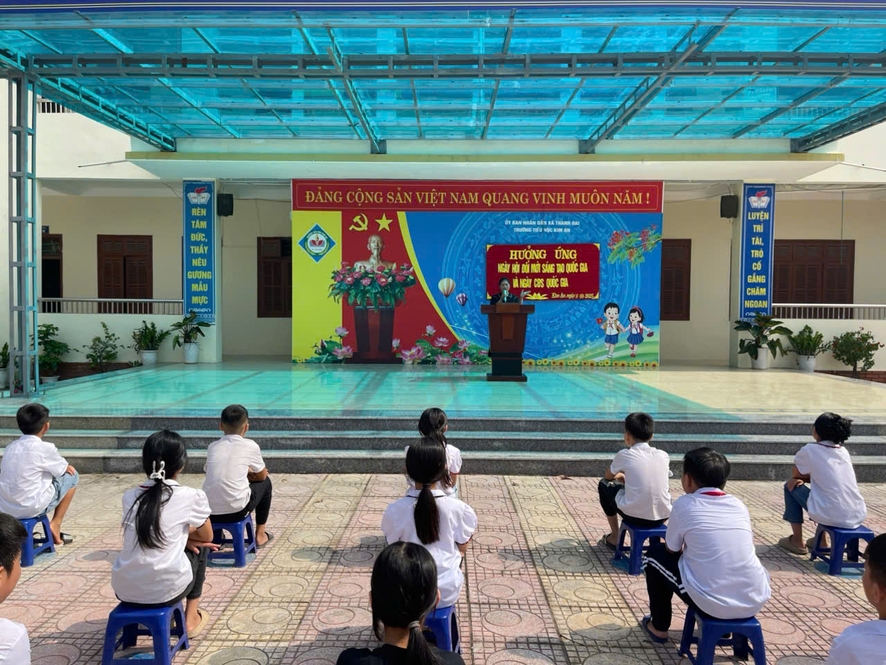 Trường tiểu học Kim An tổ chức hưởng ứng ngày hội đổi mới sáng tạo quốc gia  1/10 và ngày chuyển đổi số quốc gia 1/10.